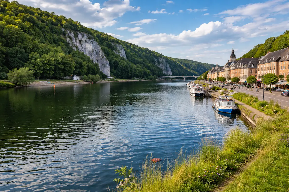 Pêche sur le fleuve Meuse en Belgique